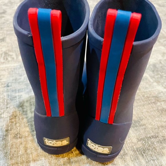 Kids Totes Rain Boots Size 2/3 - Picture 2 of 3
